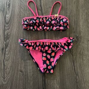 H&M Girl strawberry print swimming set size 4-6